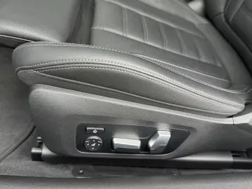 M440i xDrive Coupé  nur 2000km