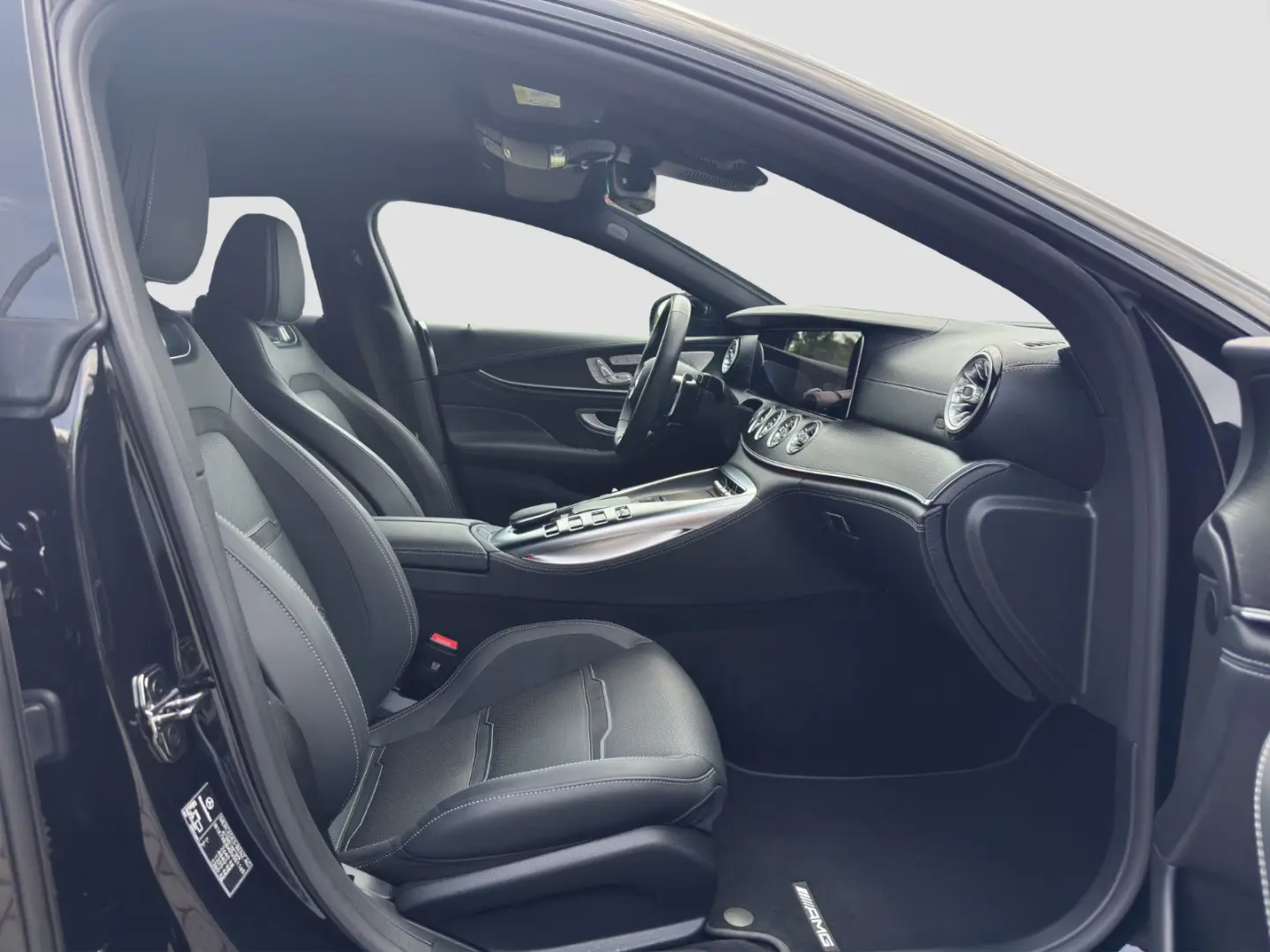 AMG GT 63 4M+ Keramik DISTR Massage Sitzkl. Pano