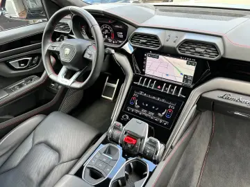 Urus S 4.0 V8 STYLEPACK/PANO/B&0/HEAD-UP/DISTRON