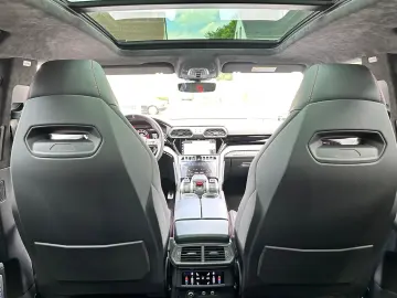 Urus S 4.0 V8 STYLEPACK/PANO/B&0/HEAD-UP/DISTRON