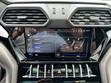 Urus S 4.0 V8 STYLEPACK/PANO/B&0/HEAD-UP/DISTRON