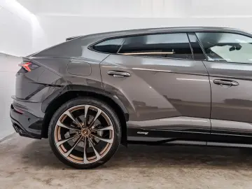 Urus*S*KERAMIK*23