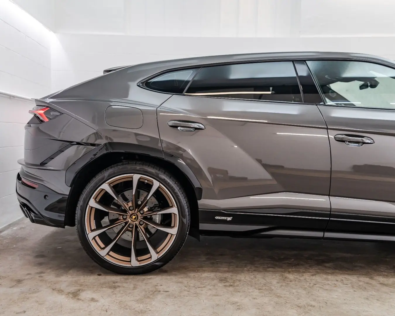 Urus*S*KERAMIK*23