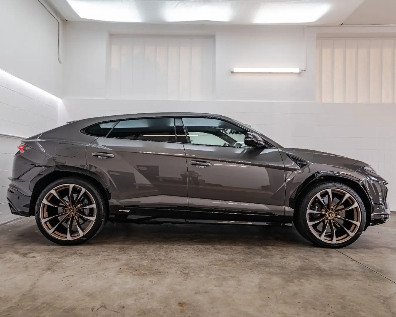 Urus*S*KERAMIK*23