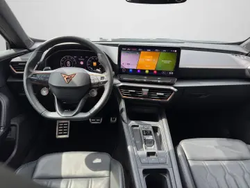 Formentor VZ5 2.5 TSI 4Drive MATRIX KAMERA LEDER