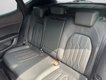 Formentor VZ5 2.5 TSI 4Drive MATRIX KAMERA LEDER