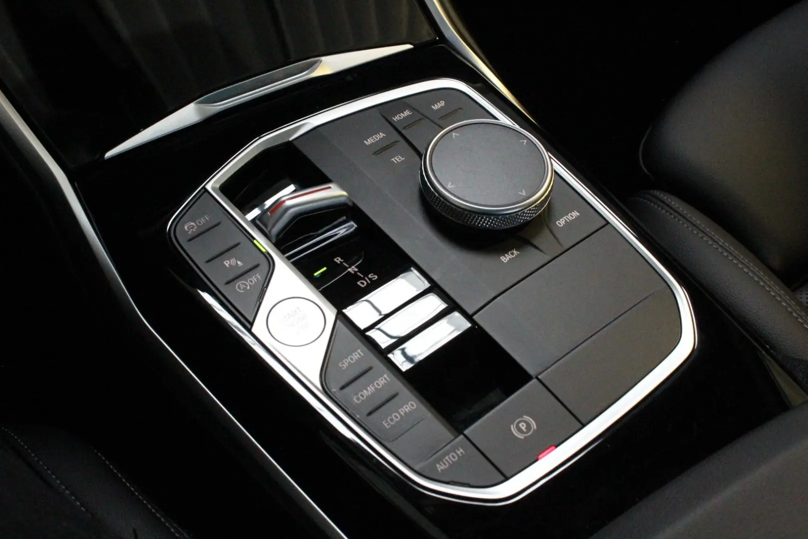 M240i xDrive A-LED/RFK/HUD/LiveCoPro/Komf-ZG.