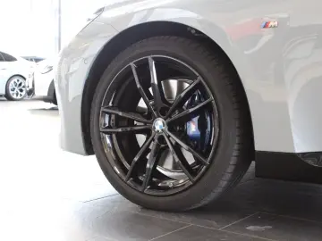 M240i xDrive A-LED/RFK/HUD/LiveCoPro/Komf-ZG.