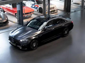 E 63 S AMG - Final Edition 1 of 999 - 4.900KM