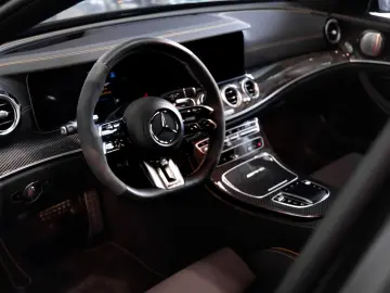 E 63 S AMG - Final Edition 1 of 999 - 4.900KM