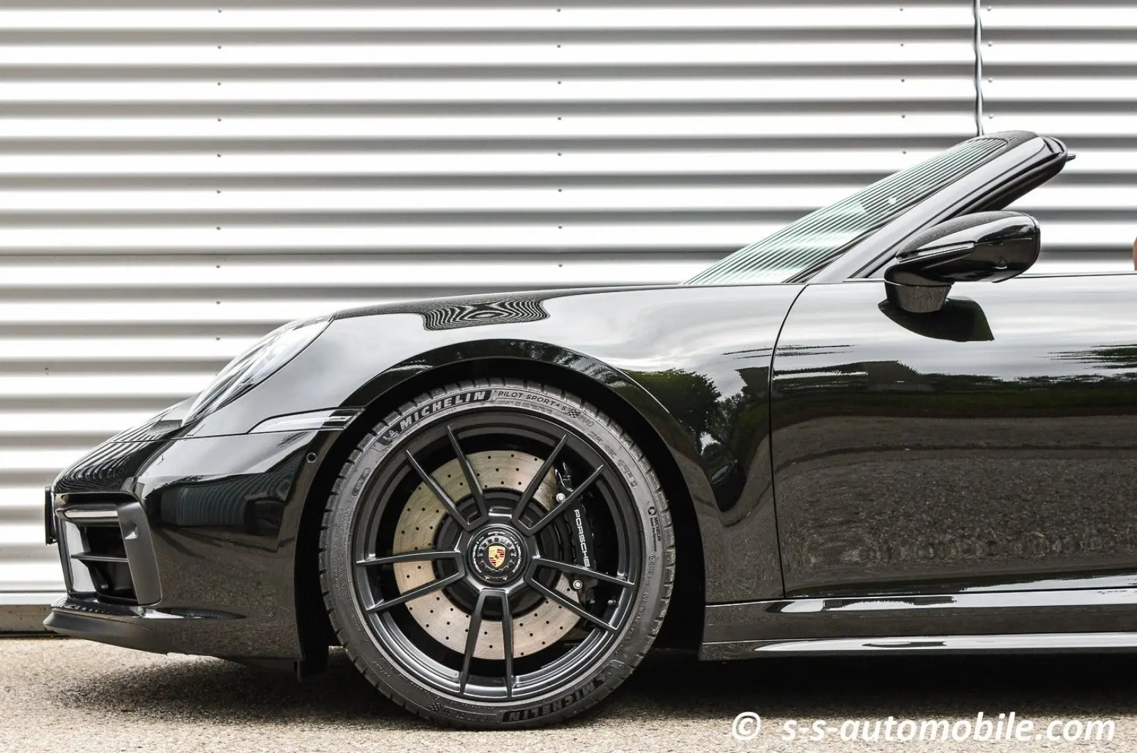 992 Targa 4 GTS PTS Dunkelolivmet. NP €246.345,-