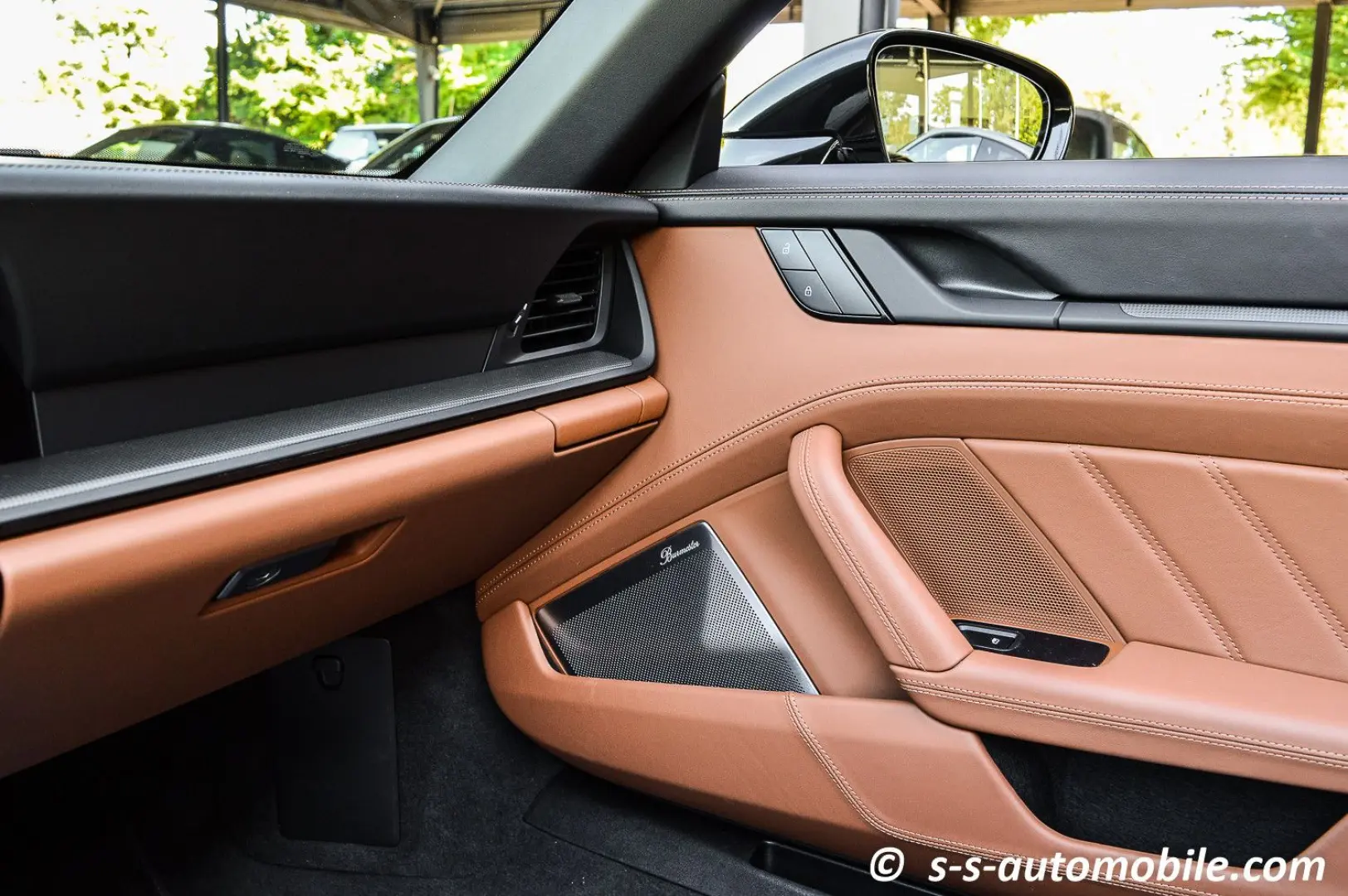 992 Targa 4 GTS PTS Dunkelolivmet. NP €246.345,-
