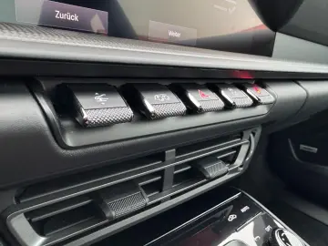 992 4 GTS LIFT MATRIX PDLS+ SHD BOSE 18 W.SITZ