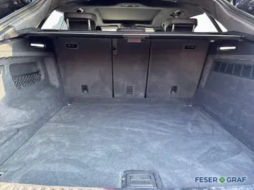 RSQ8 SUV Paket Tour&Stadt+R-Parking+StandHZ+KERA