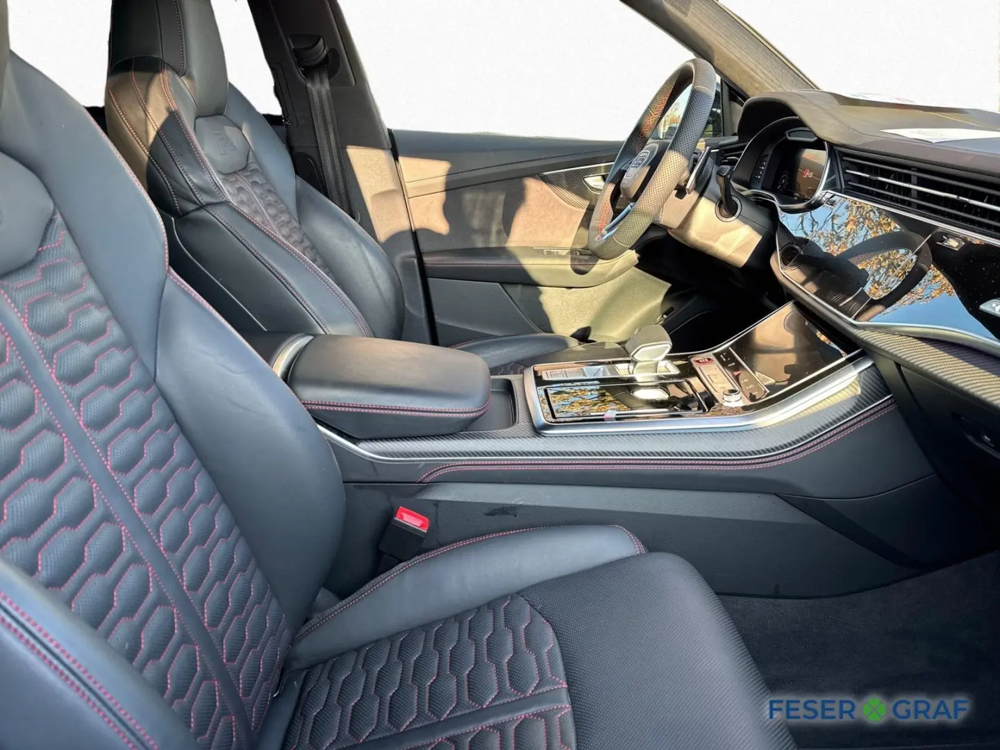 RSQ8 SUV Paket Tour&Stadt+R-Parking+StandHZ+KERA