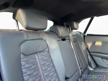 RSQ8 SUV Paket Tour&Stadt+R-Parking+StandHZ+KERA