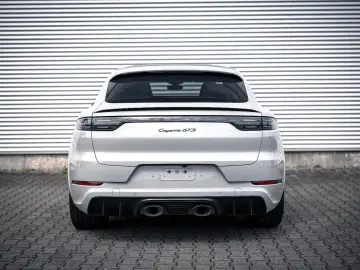 Cayenne Coupe GTS  Sport Chrono Paket