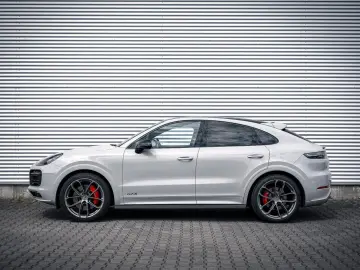 Cayenne Coupe GTS  Sport Chrono Paket