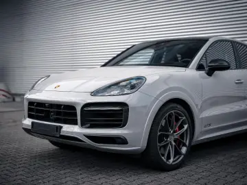 Cayenne Coupe GTS  Sport Chrono Paket