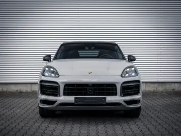 Cayenne Coupe GTS  Sport Chrono Paket