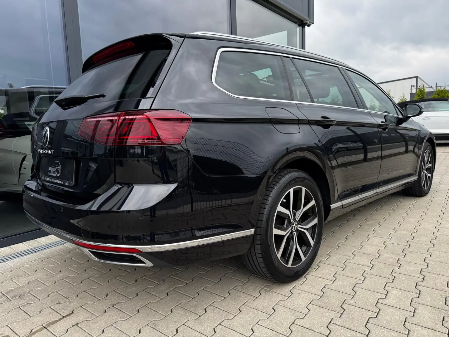 Passat Var Elegance 2.0 TDI/DSG/LED/AHK/PANO/