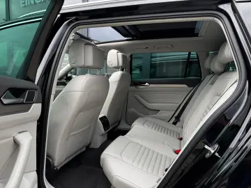 Passat Var Elegance 2.0 TDI/DSG/LED/AHK/PANO/