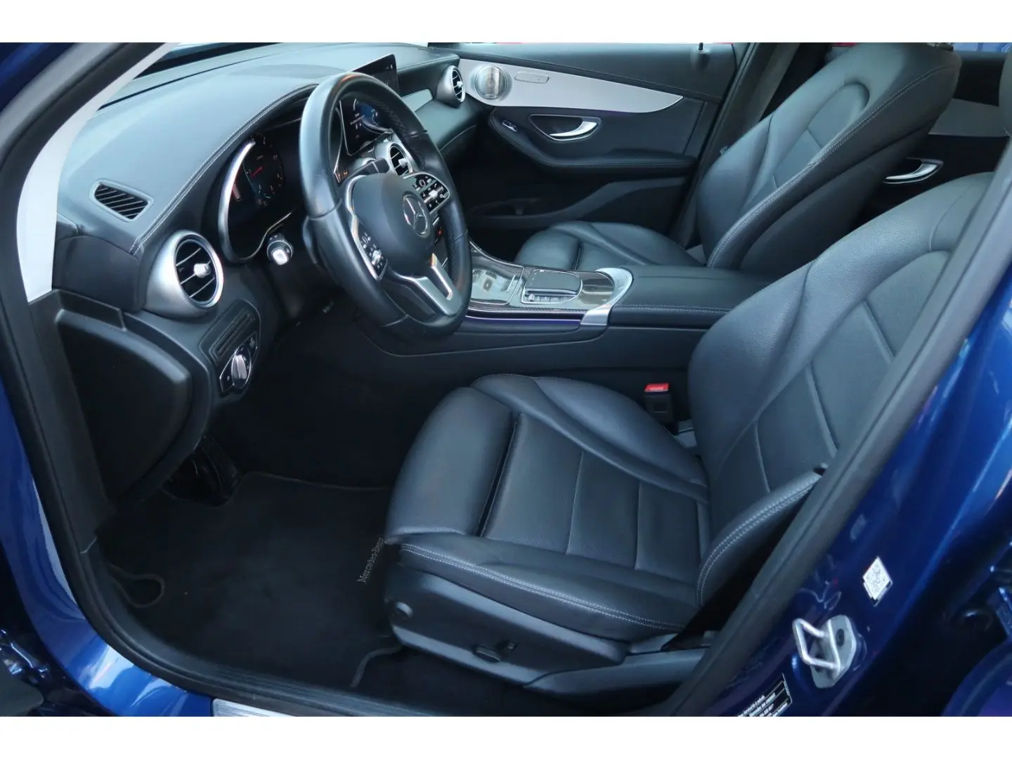 GLC 200 d 4M AMG  Airmatic+LED+Burmester+PanoSD