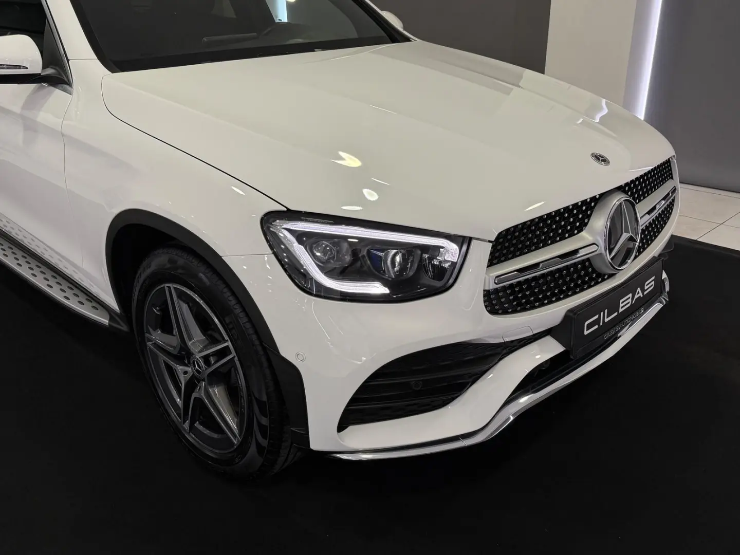 GLC 220 d 4Matic AMG-Line *DIGITAL T.*KAM*LEDER*
