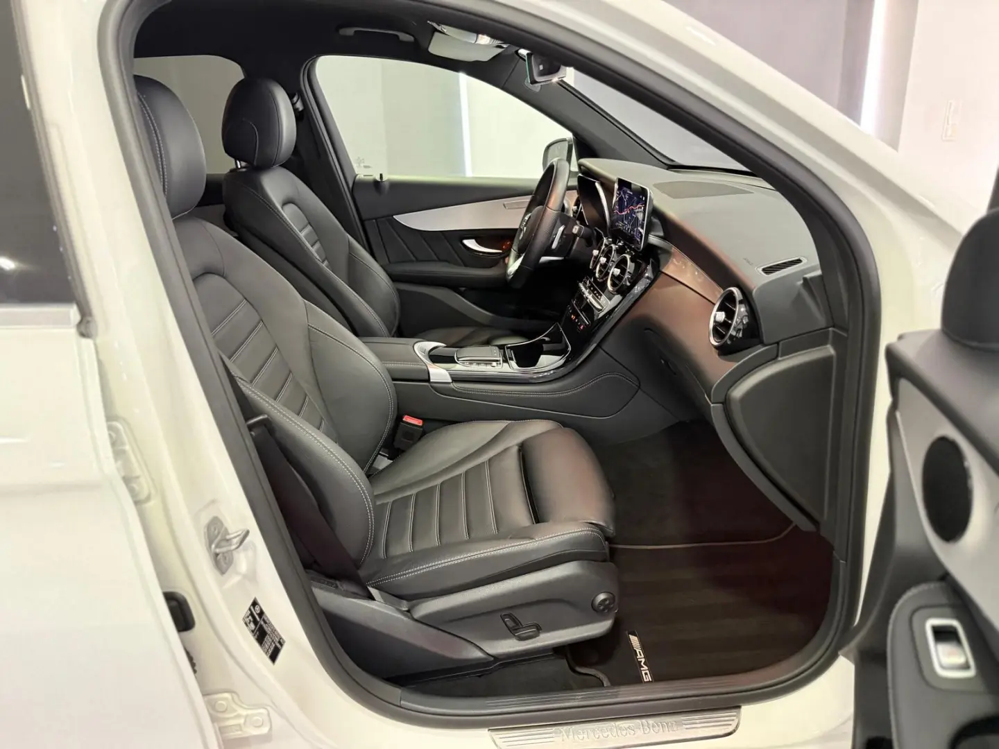 GLC 220 d 4Matic AMG-Line *DIGITAL T.*KAM*LEDER*