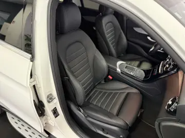 GLC 220 d 4Matic AMG-Line *DIGITAL T.*KAM*LEDER*