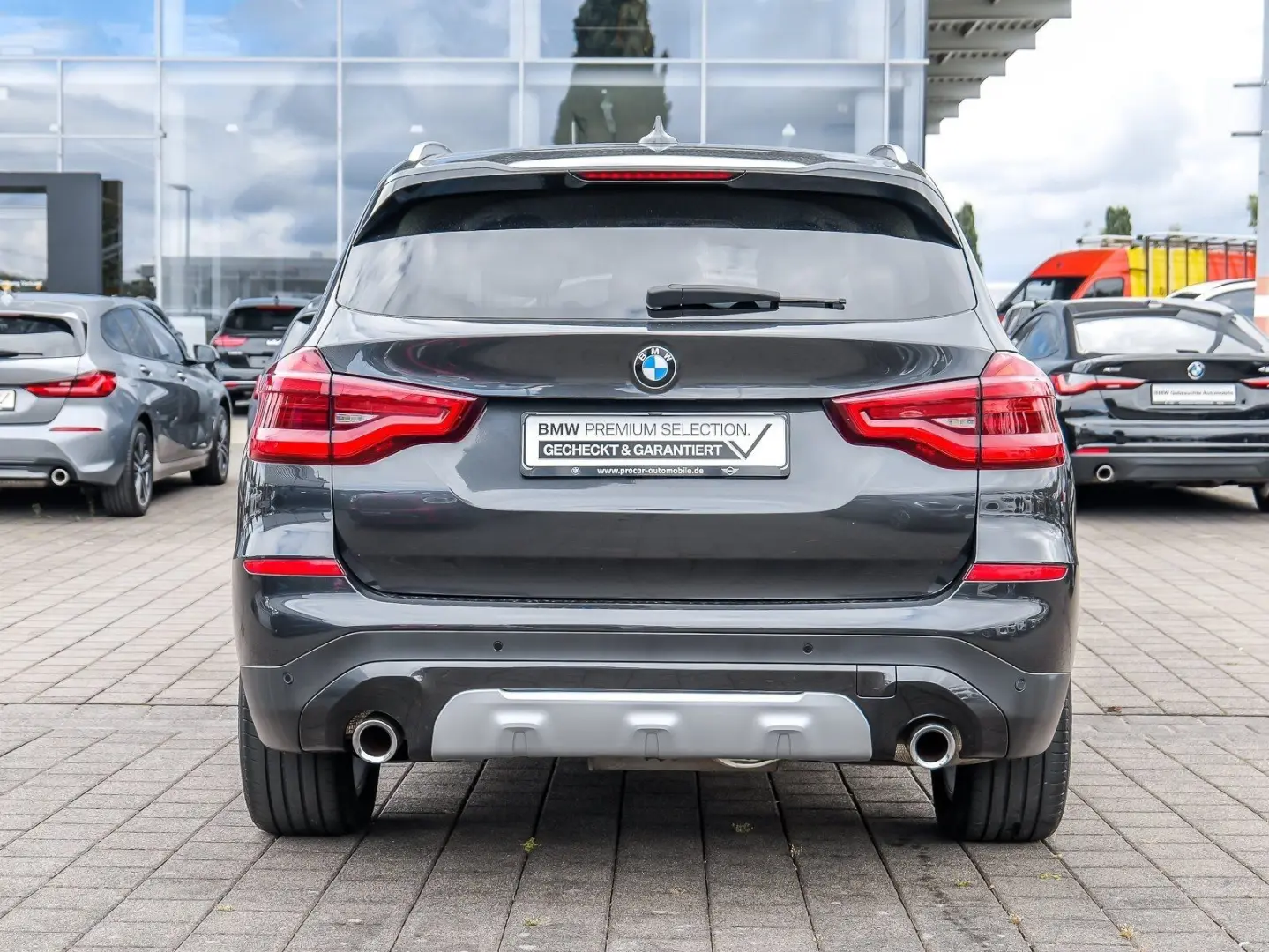 X3 xDrive20d AHK LED PDC V+H DAB Tempomat LM