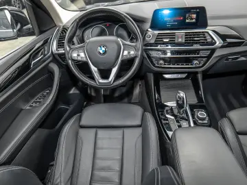 X3 xDrive20d AHK LED PDC V+H DAB Tempomat LM