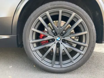 X5 xDr40d M Sport Ed. Black Vermilion 1of500