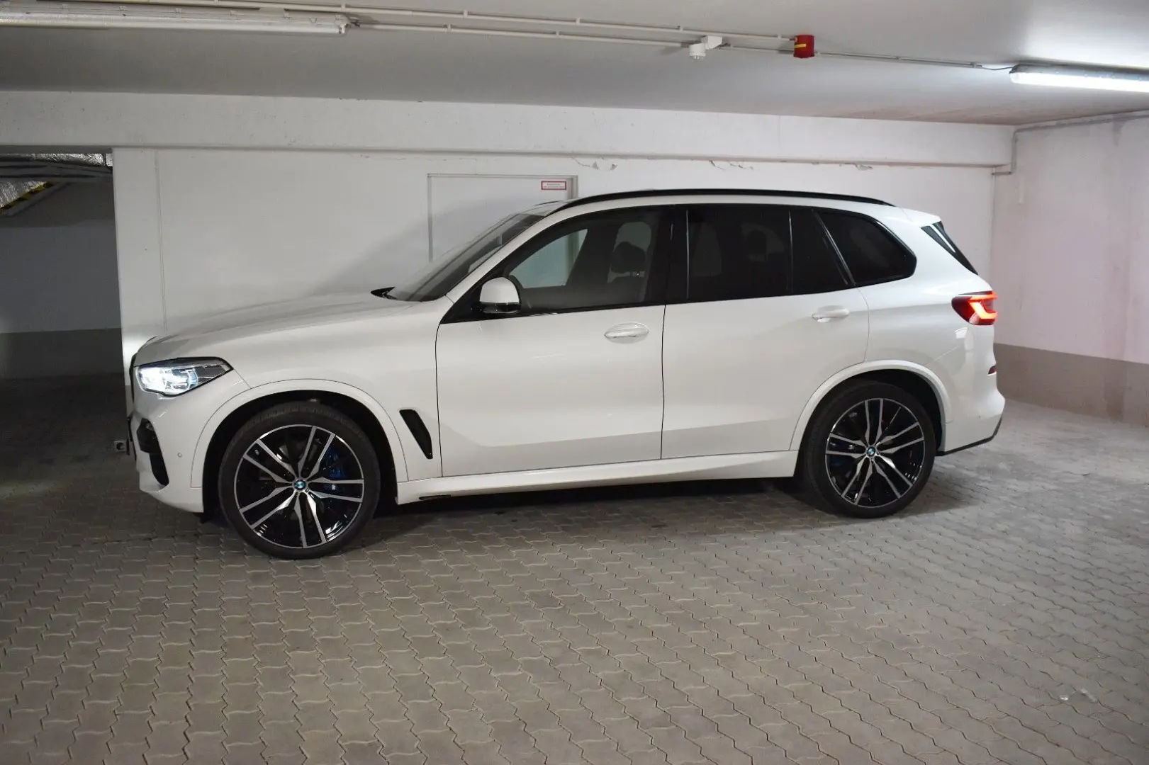 X5 40d M-Sport Laser/Massage/Luft/ACC/Sthzg/VOLL