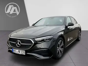 E 200 +AMG+SHZ+AHK+Night+SpurW+W-Paket+ParkAss.
