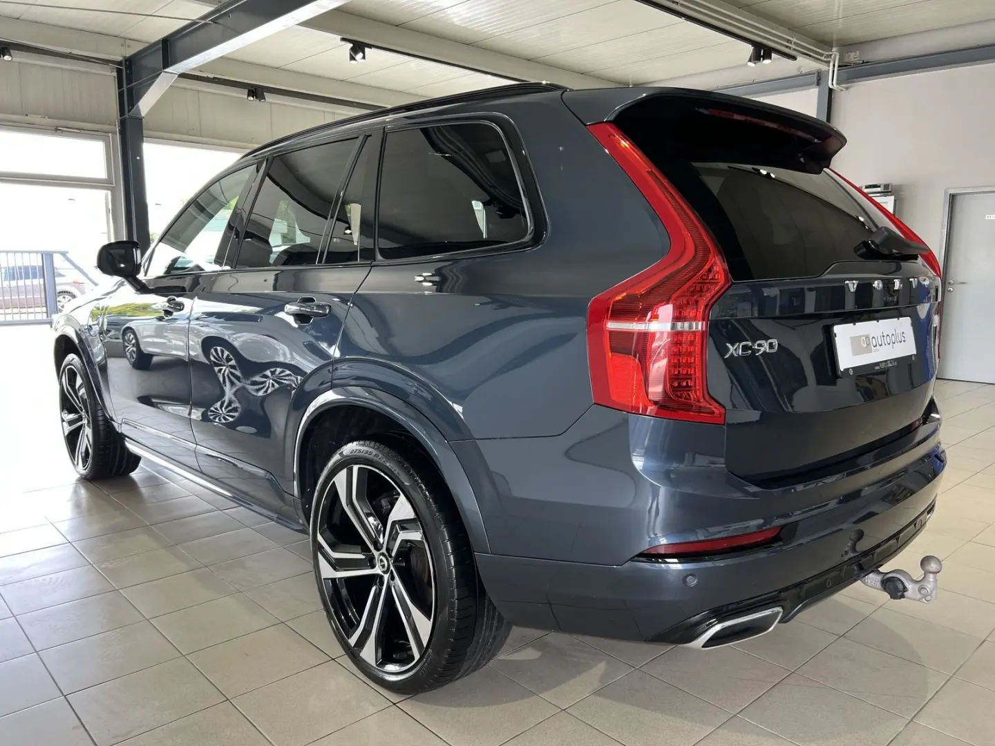 XC90 T8 R-Design Expression Recharge AWD 22'' HU