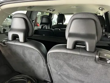 XC90 T8 R-Design Expression Recharge AWD 22'' HU