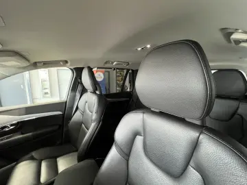 XC90 T8 R-Design Expression Recharge AWD 22'' HU