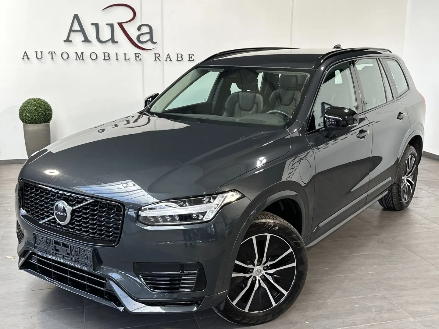 XC90 R Design AWD 7-Sitzer NAV+LED+19ZO+ACC
