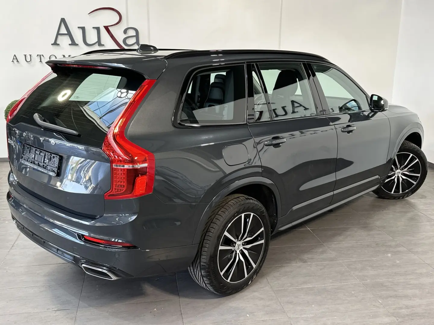 XC90 R Design AWD 7-Sitzer NAV+LED+19ZO+ACC