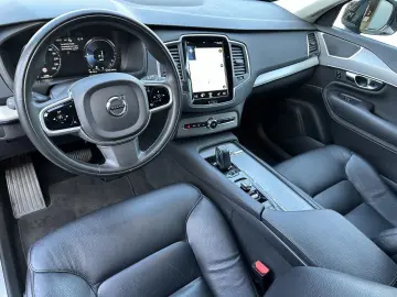 XC90 R Design AWD 7-Sitzer NAV+LED+19ZO+ACC