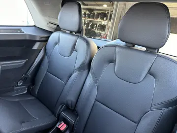 XC90 R Design AWD 7-Sitzer NAV+LED+19ZO+ACC