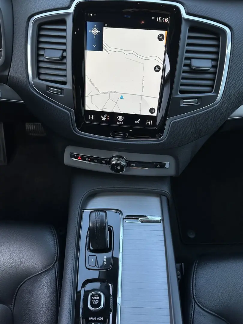 XC90 R Design AWD 7-Sitzer NAV+LED+19ZO+ACC