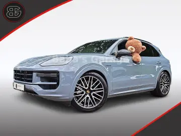 Cayenne Turbo E-Hybrid Sport-Design AHK Voll