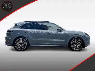 Cayenne Turbo E-Hybrid Sport-Design AHK Voll