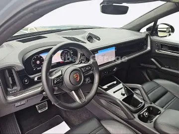 Cayenne Turbo E-Hybrid Sport-Design AHK Voll