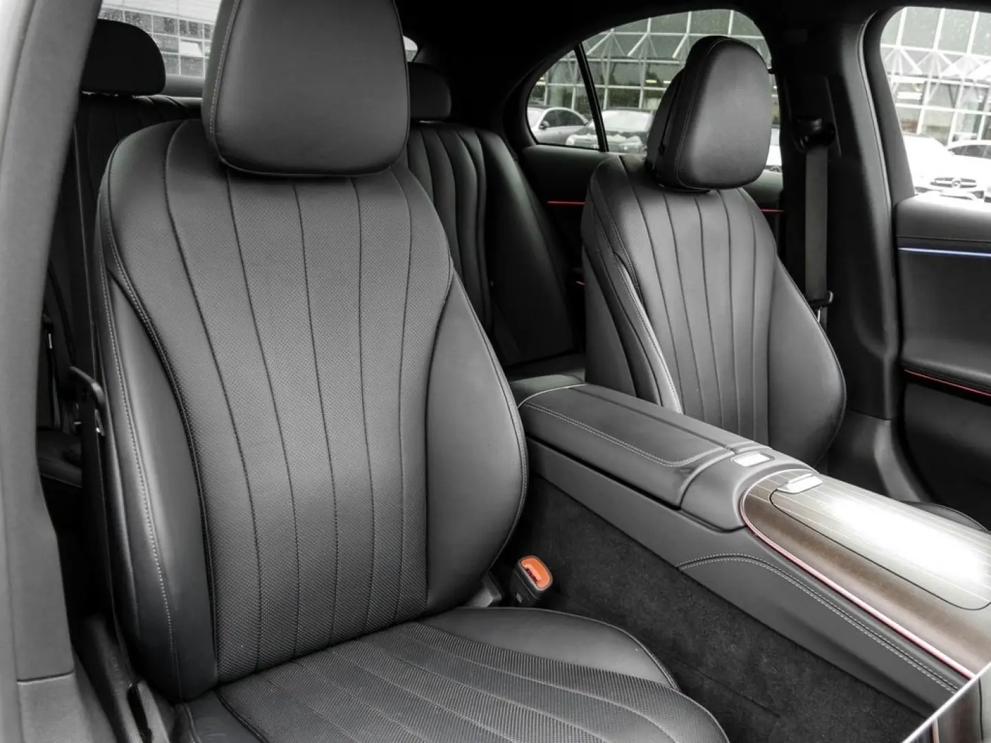 E 200 Limousine ExclPrem/Superscreen/360/Ventil/Burm