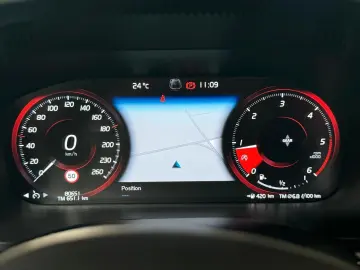 XC60 Momentum Pro 2WD