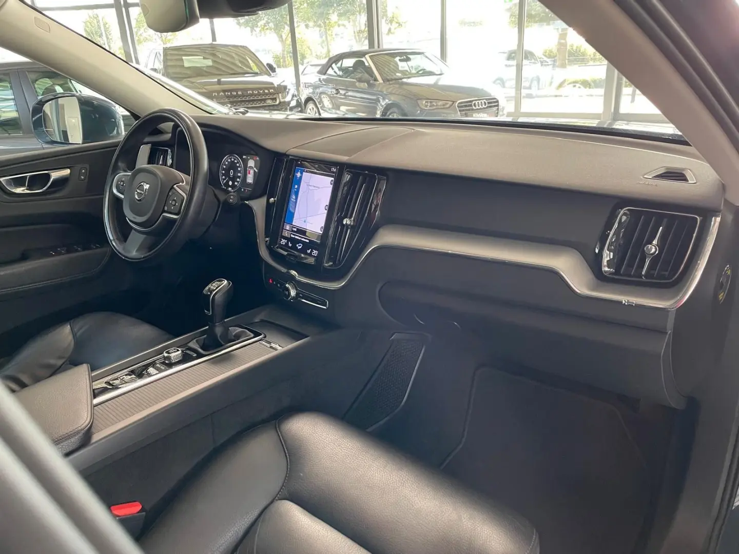 XC60 Momentum Pro 2WD