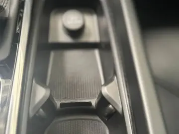 XC60 Momentum Pro 2WD